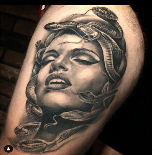 Black Lantern Tattoo Studio Talenti