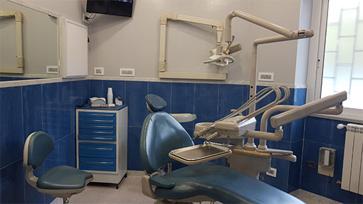 studio dentistico dario argenti ostia