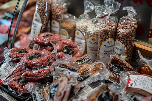 La bottega di Giorgio Mentana