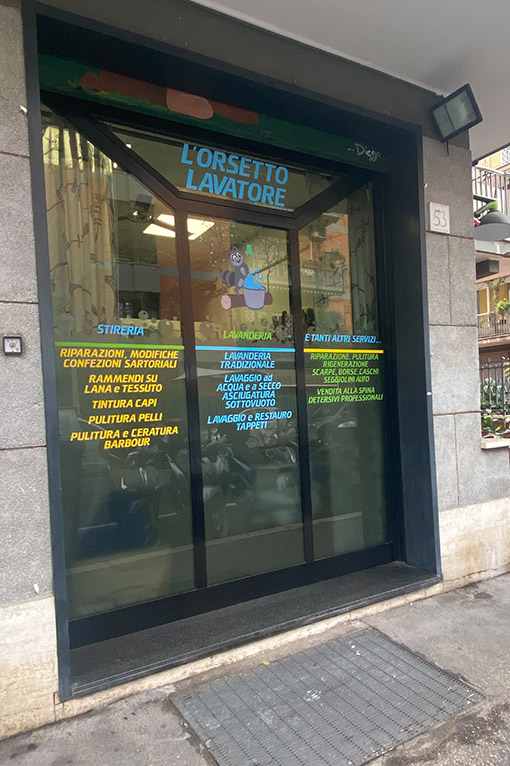 l'orsetto lavatore Roma